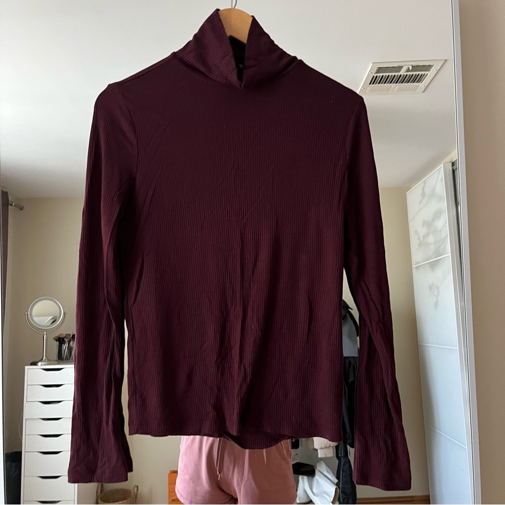 Forever 21 Long sleeve Ribbed Mock Turtleneck